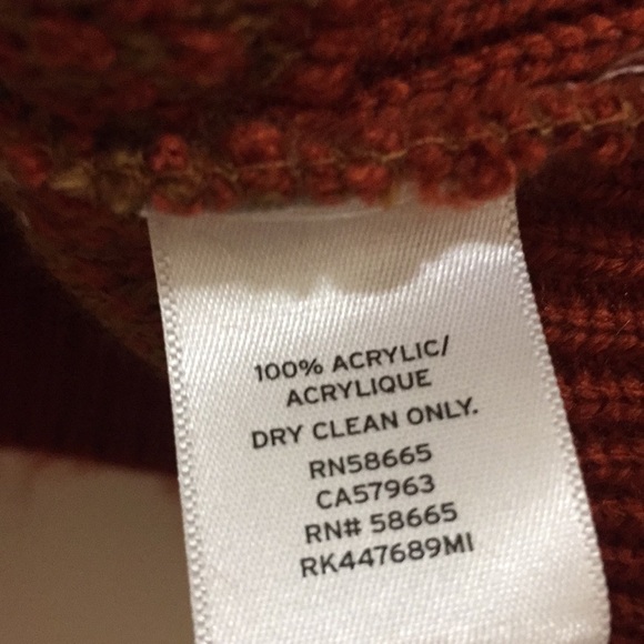 Abound sweater (sz m) - Picture 7 of 7